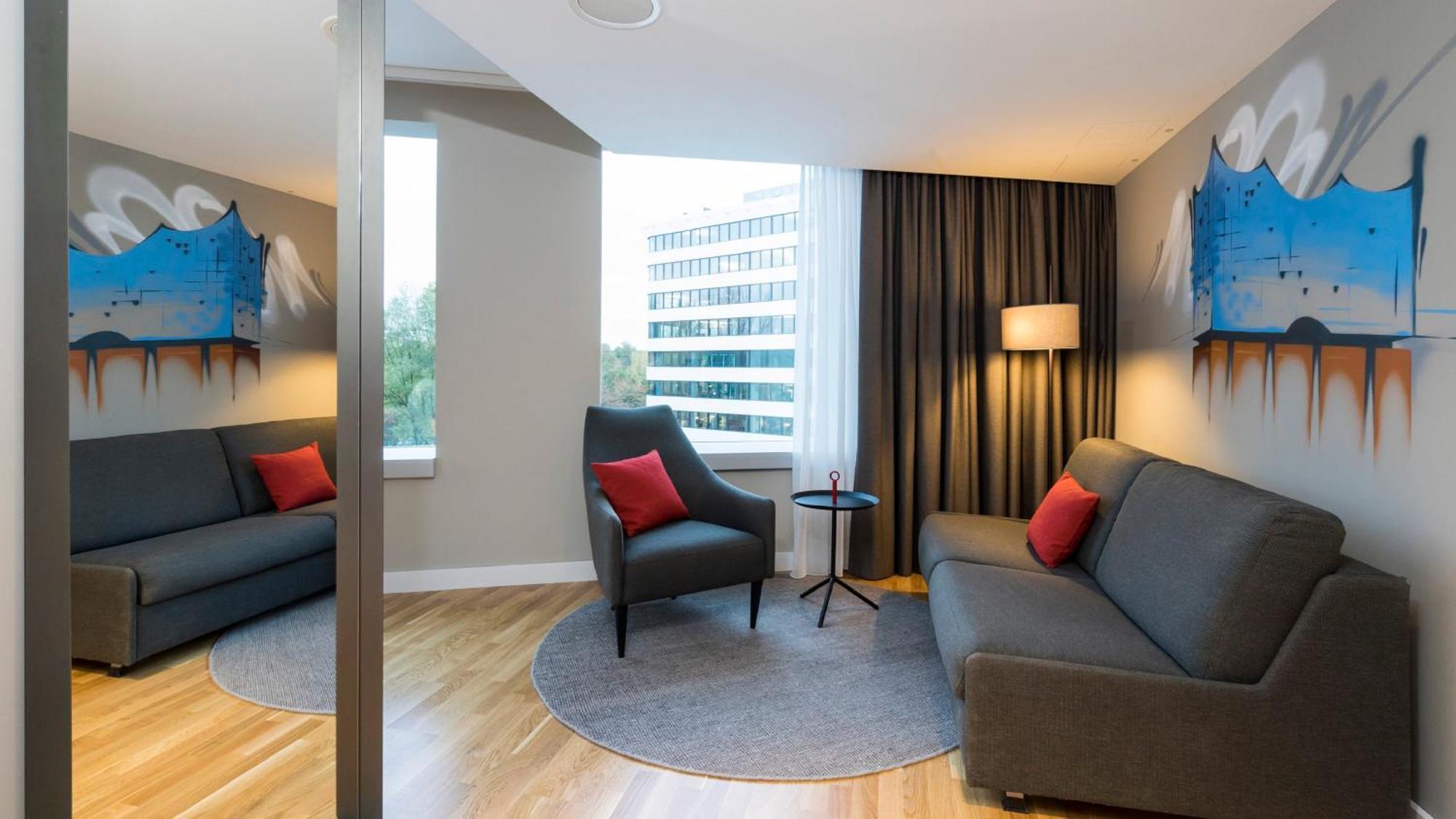 King Suite Sofa Bed Skyline View