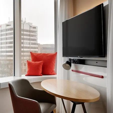 Holiday Inn Hamburg - City Nord By Ihg-2